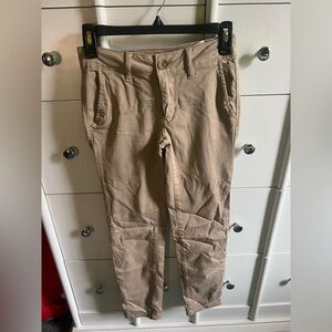 Size 0 SHORT American Eagle tan skinny jeans
